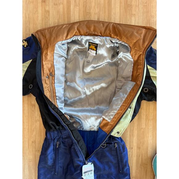 Vintage 1990s Descente Ski Suit - Size L - Picture 8 of 10